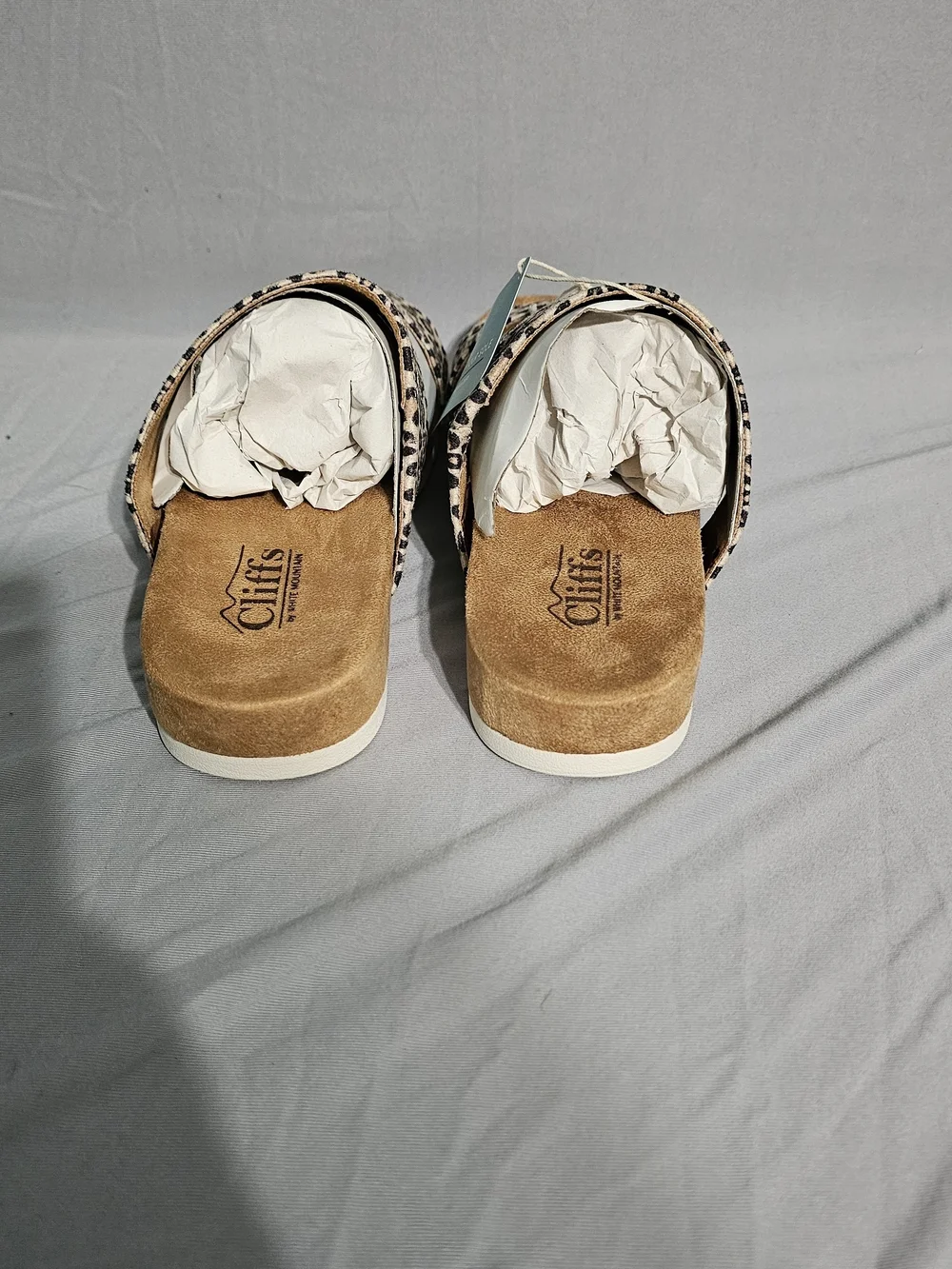 Cliffs by White Mountain Tahlie Slide Sandals White & Brown US 7.5 M NWT